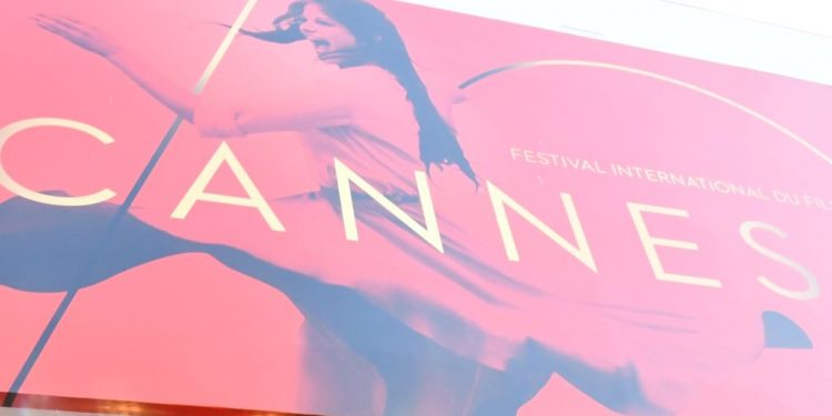 5785ED96 1058 4621 BC72 8129CB12FEB0 cx32 cy0 cw43 w1023 r1 s