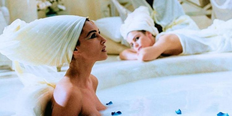 cleopatra monica bellucci