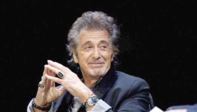 الممثل آل باتشينو