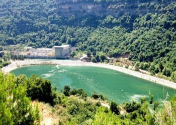 78 213231 polluted water beirut cinema 700x400