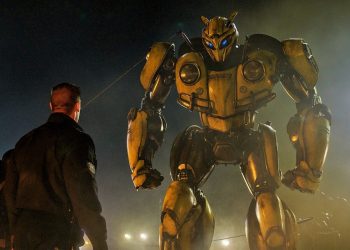 bumblebee must protect earth in this new trailer for bumblebee that is filled with new footage social