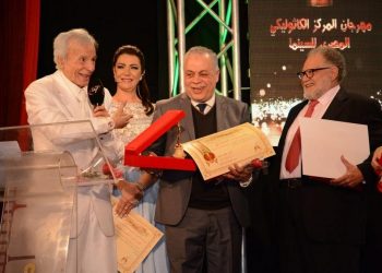 يحيي الفخراني وأشرف زكي ولقاء سويدان وسعيد عبد الغني 1 759x500