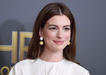 anne hathaway