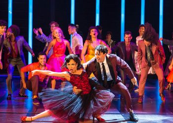 MV5BZjU2MjA5MWEtOGE0OS00MzdhLWE5NzYtN2NlN2Y2N2MzOGMzXkEyXkFqcGdeQXVyNDk0MTIzNjQ@. V1 SY1000 CR0012581000 AL