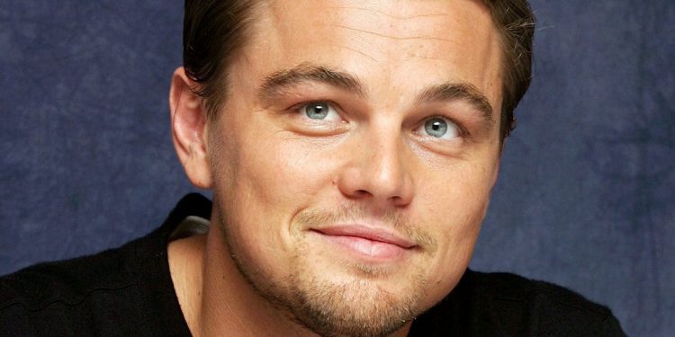 Leonardo DiCaprio Cinema قصة حياة مشاهير ممثل ليوناردو ديكابريو creativeschoolarabia csa cschoolarabia ما لا تعرفه عن ليوناردو ديكابريو فتى هوليوود الذهبي5