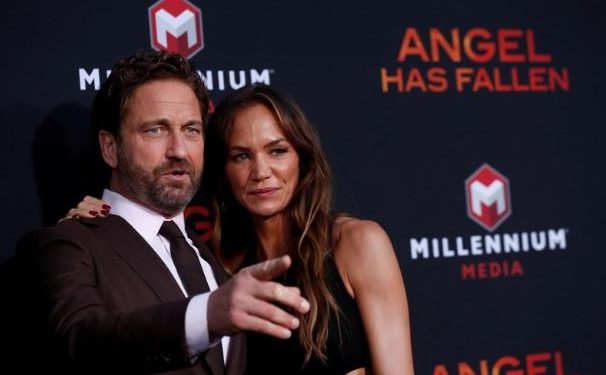 أنجيل هاز فولن