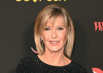 olivia newton john t