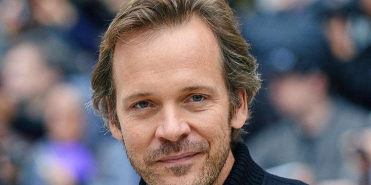 Peter Sarsgaard joins the cast of Robert Pattinsons new film
