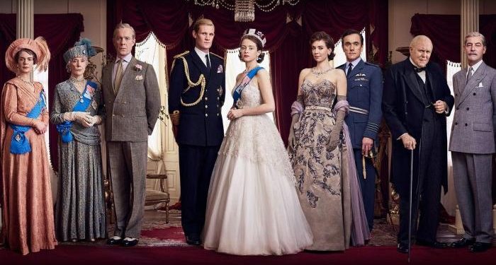 176 125250 crown dominates us critics choice awards 700x400