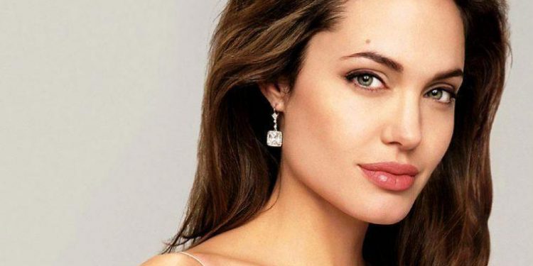 أنجلينا جولي