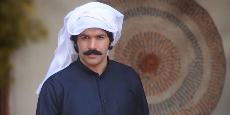 الفنان عبدالله السيف أثناء نومه.. شاهدي ما رصدته كاميرات المراقبة