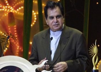 127 093514 bollywood star dilip kumar dies 98 700x400