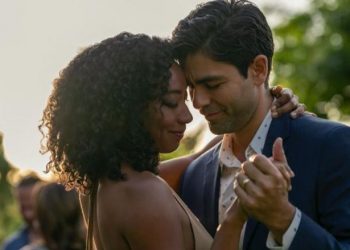 135 184513 series netflix august worth watching 700x400