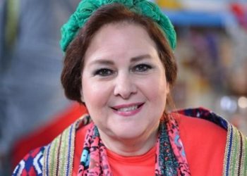 دلال عبد العزيز 1