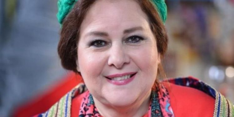 دلال عبد العزيز 1