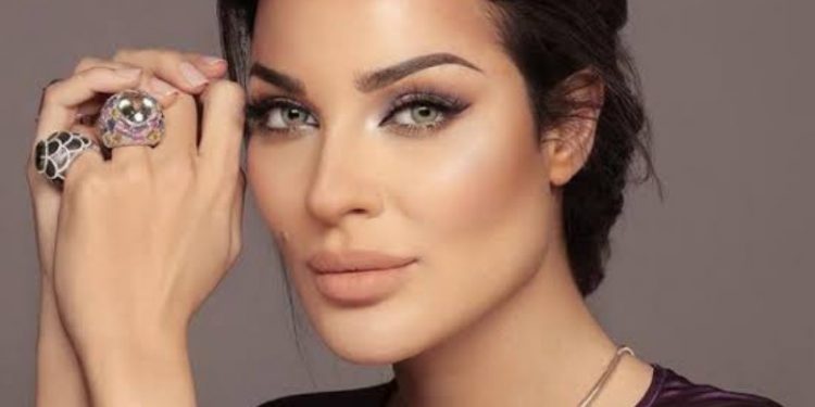 نادين نسيب نجيم