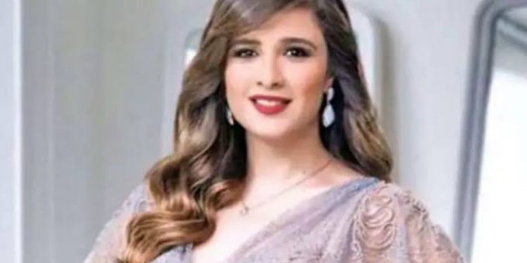 ياسمين عبد العزيز 2