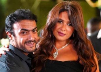 ياسمين عبد العزيز وأحمد العوضي