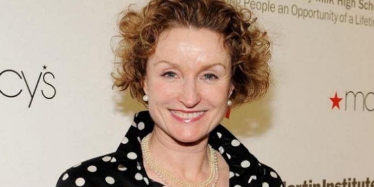 154 131226 killing actress lisa bynes traffic accident 700x400