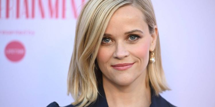 reese witherspoon red carpet t