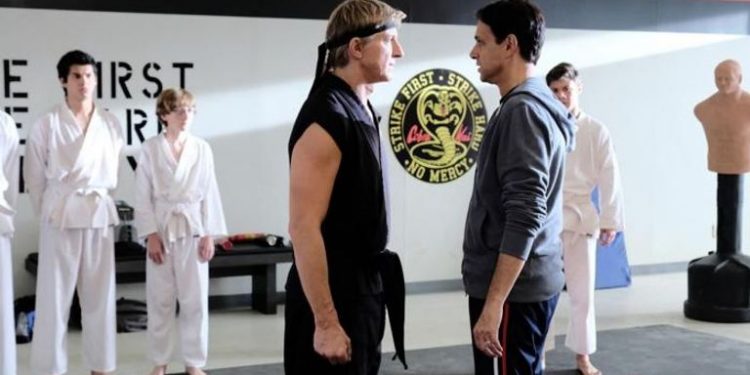 135 001531 netflix date season cobra kai 700x400
