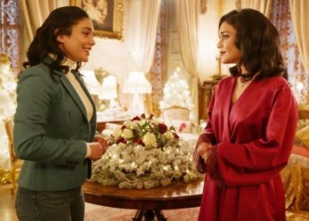 133 005456 netflix release 23 new christmas films tv 700x400