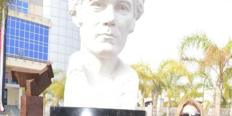 محمود ياسين