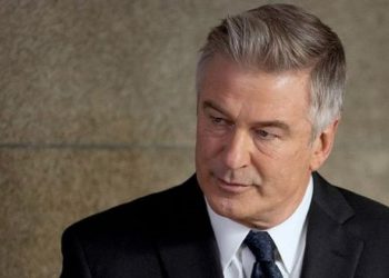 135 162525 alec baldwin accusatio incident 700x400