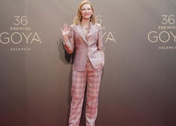 127 220626 cate blanchett platforms monopoly disastrous 700x400