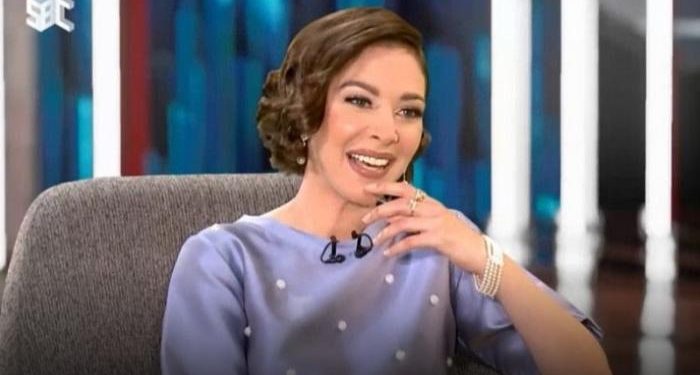 فاطمة البنوي