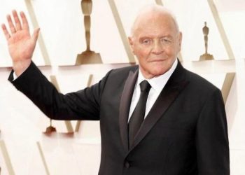 133 004810 anthony hopkins sigmund freud 700x400