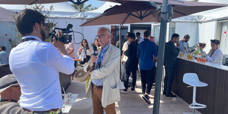 حفل وزارة الاستثمار e1653161944378