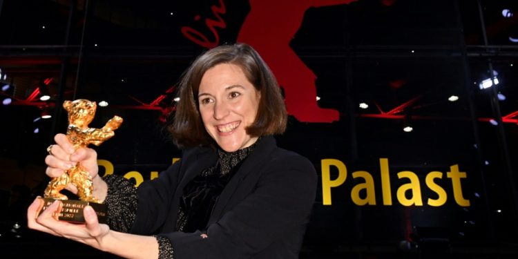 كارلا سيمون e1651406275230