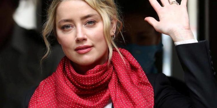 آمبر هيرد 2 e1655361153431