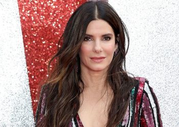 ساندرا بولوك e1655881591617