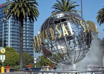 هوليوود e1654421543740