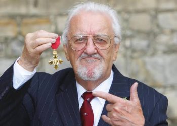 برنارد كريبينز