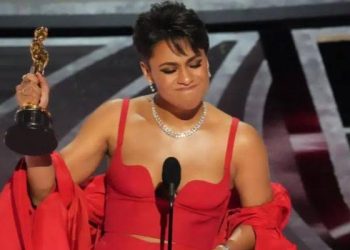 أريانا ديبوز