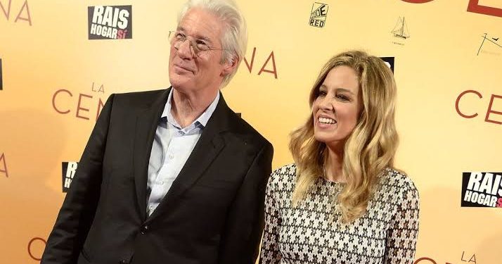 ريتشارد غير​ وزوجته