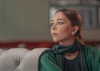 فاطمة البنوي