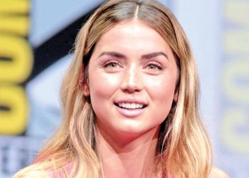 آنا دي أرماس