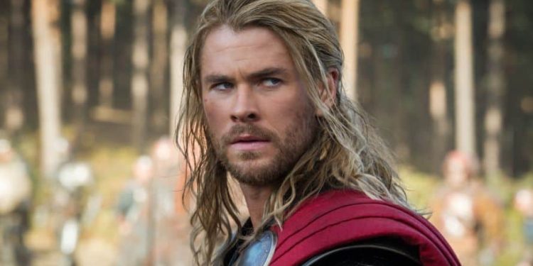 Chris Hemsworth Thor The Dark World