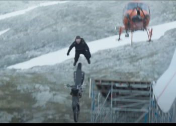 700817 توم كروز والقفزة الأخطر فى التاريخ e1672471153262