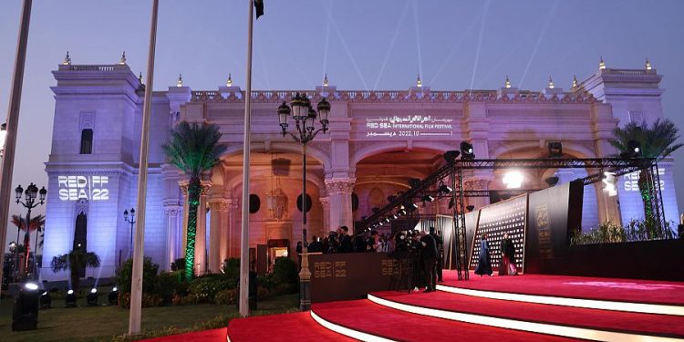 DST 1821291 3669556 4 2 2022120300200355 e1670049733748