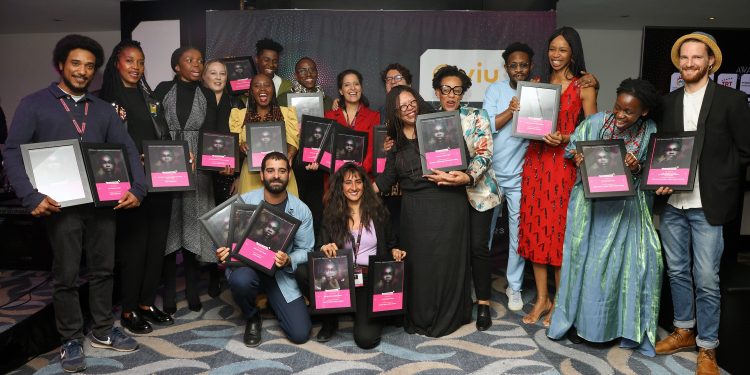 F2npNv7WAAAe10o scaled