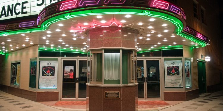 4387115705 e2a07d3e7f b