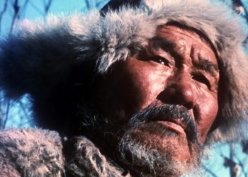dersu uzala 1975 man in fur close up