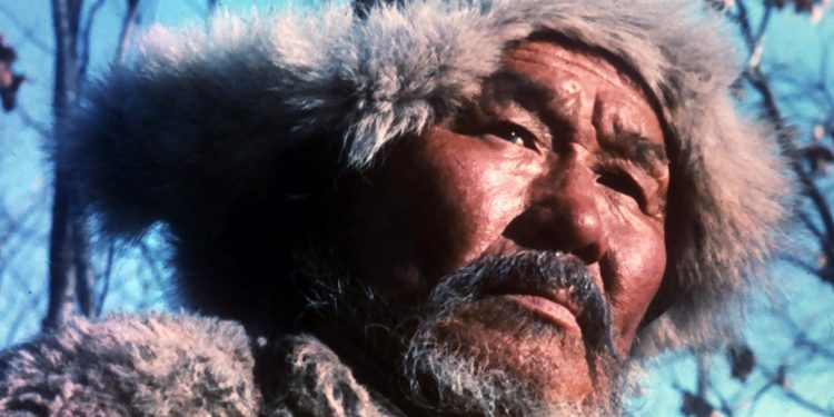 dersu uzala 1975 man in fur close up
