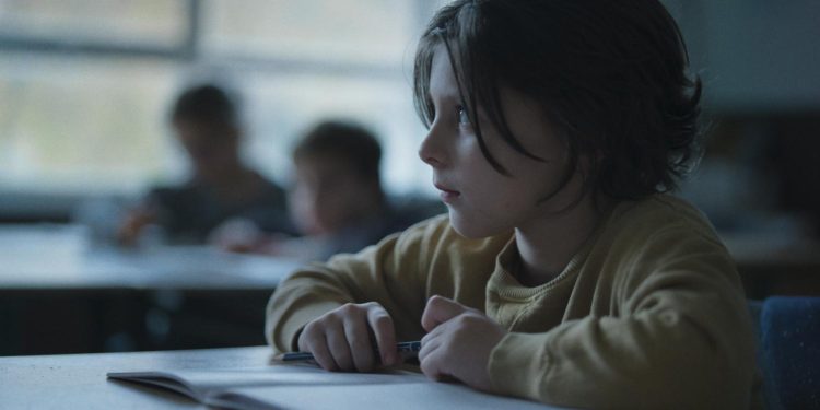 playground 2021 girl at desk