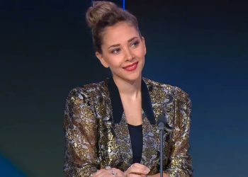 ٢٠٢٤١١١١ ١٥٣٨٣٣